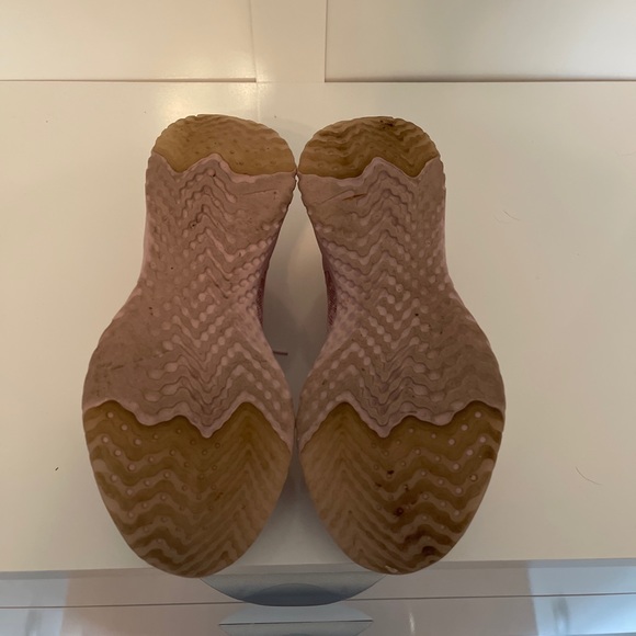 Nike epic react size 7 - Picture 4 of 4